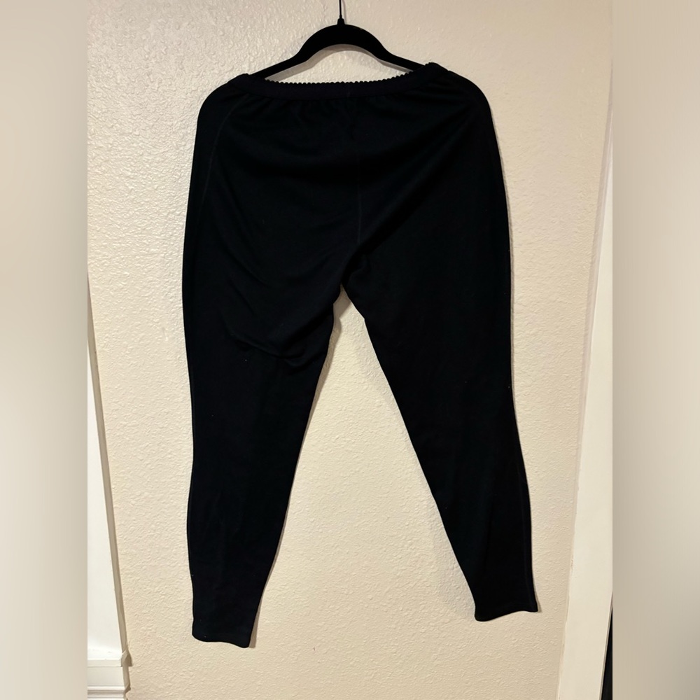 Black capilene Patagonia Baselayer